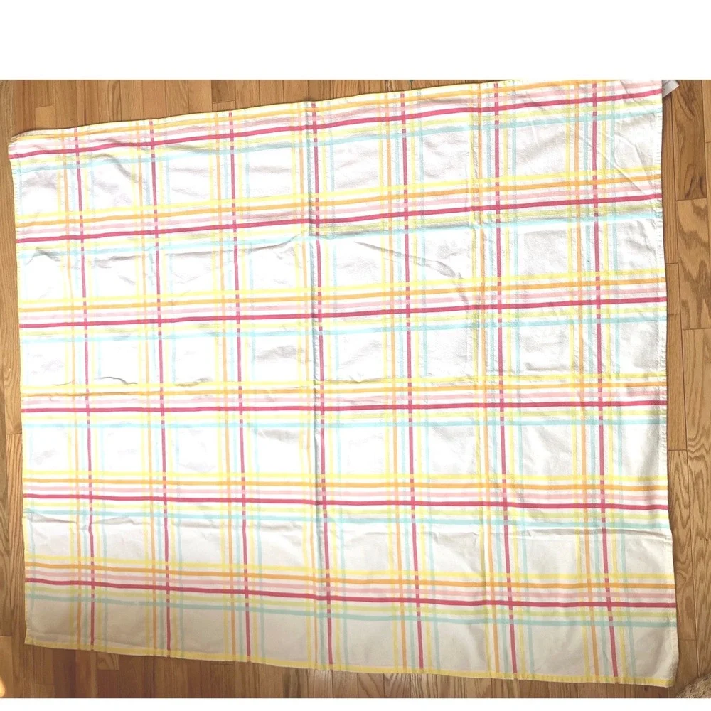Blossoms & Blooms 100% Cotton Plaid Tablecloth Rectangle 45x55 Easter